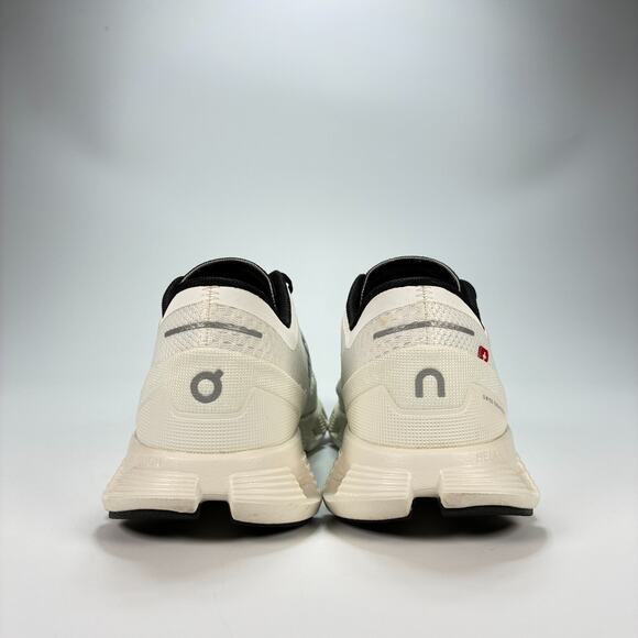 On Running Cloud X White Black Lace Up Running Shoes 40.99702 Women's Size 6 - Picture 5 of 10